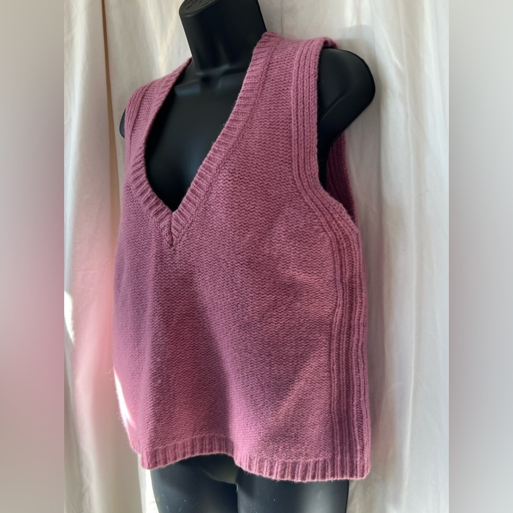 Moda International 100% Wool Pink V Neck Sweater Best Women's‎ Sz L - Picture 3 of 6